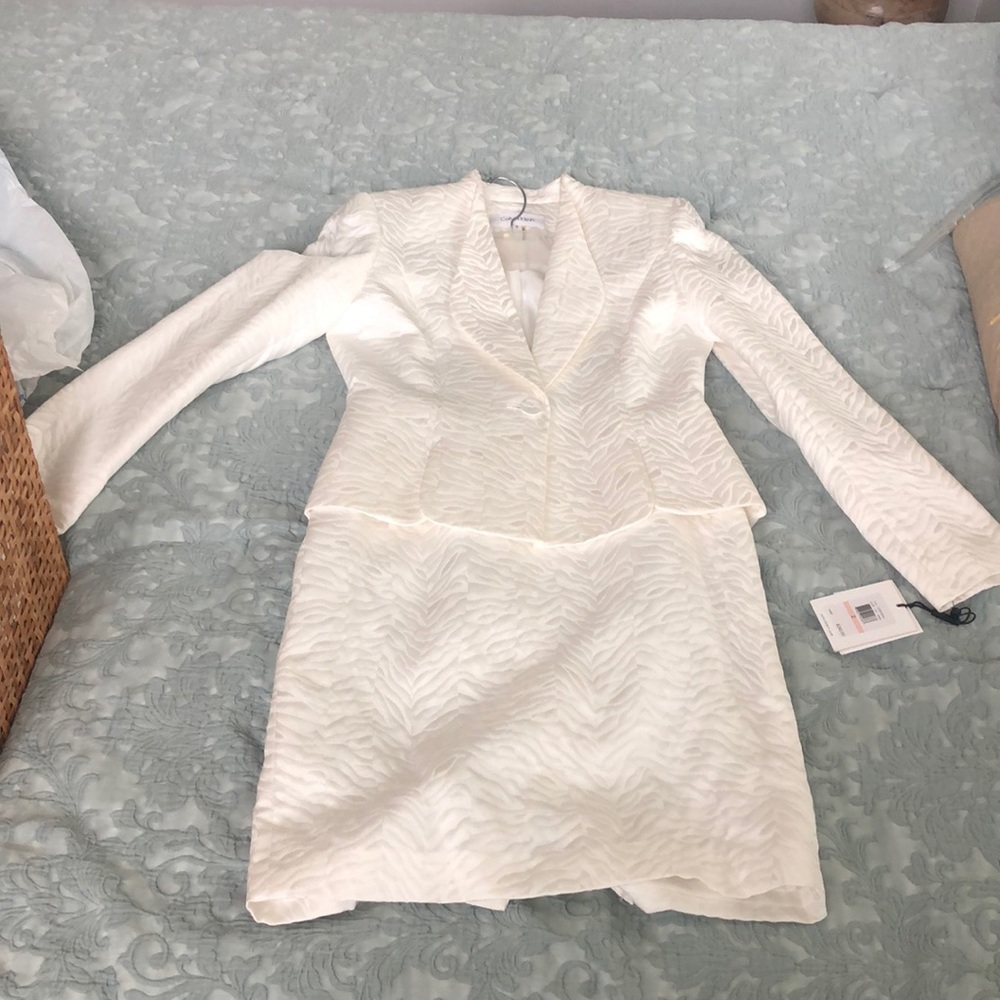 Skirt suit set
